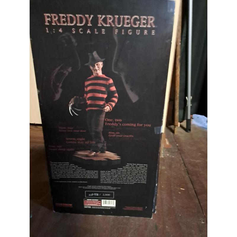 Freddy Krueger Sideshow vs Jason