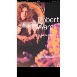Led Zeppelin's Robert Plant Through the Minor nr.1389/1500